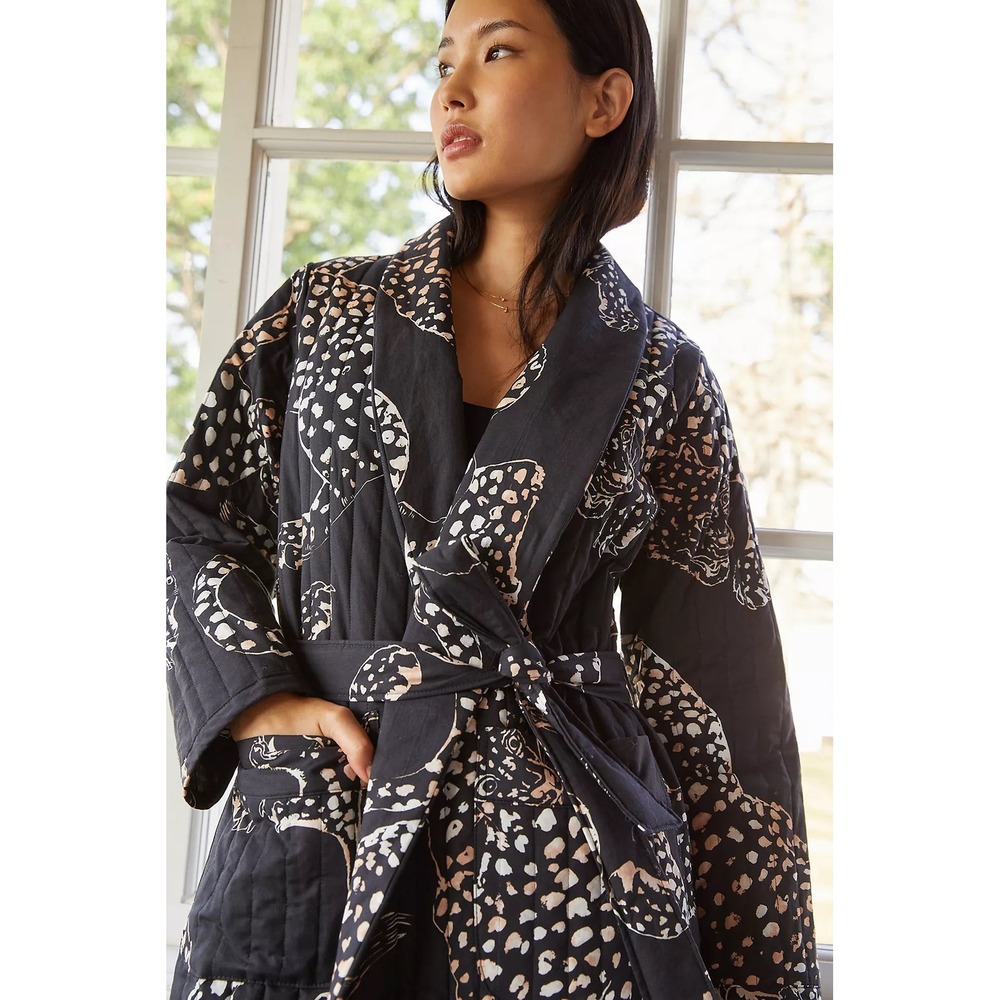 Desmond & Dempsey Leopard Print Quilted Cotton Robe Size M